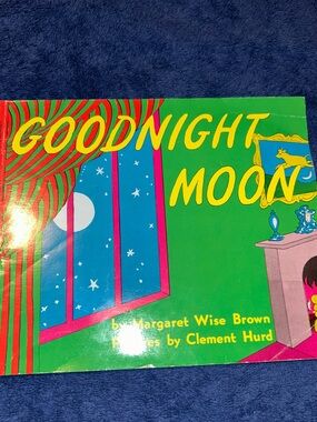 Goodnight Moon by Margaret Wise Brown, Paperback, 1982 Edition